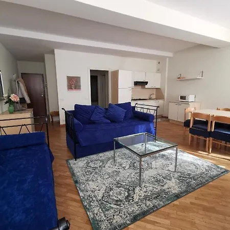 Parma Central Apartments *