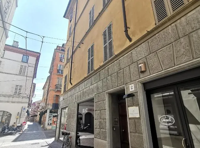 Parma Central Apartments Appartamento *