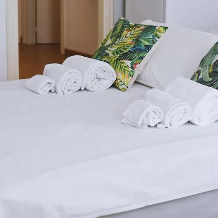 Apartman Parma Central Apartments