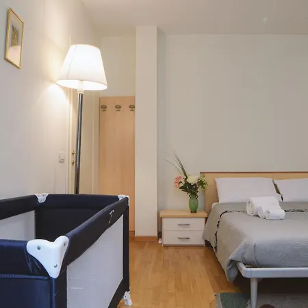 דירה Parma Central Apartments פארמה