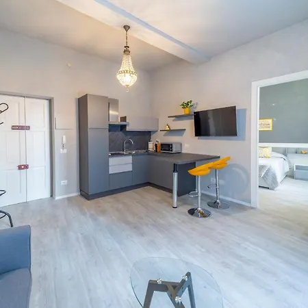 Parma Central Apartments Apartman *